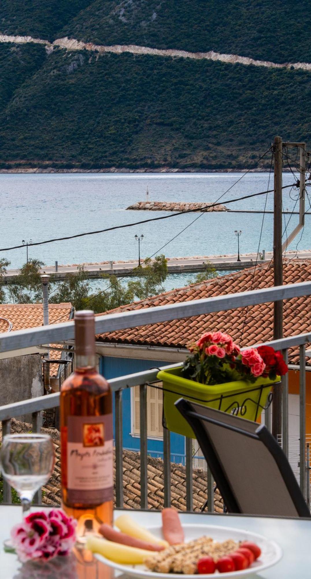Mediterraneo Studios Vasilikí Extérieur photo