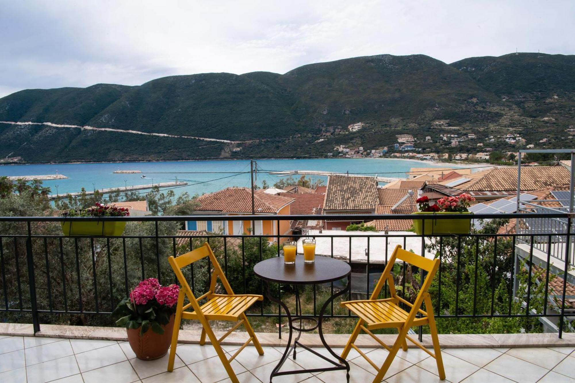 Mediterraneo Studios Vasilikí Extérieur photo