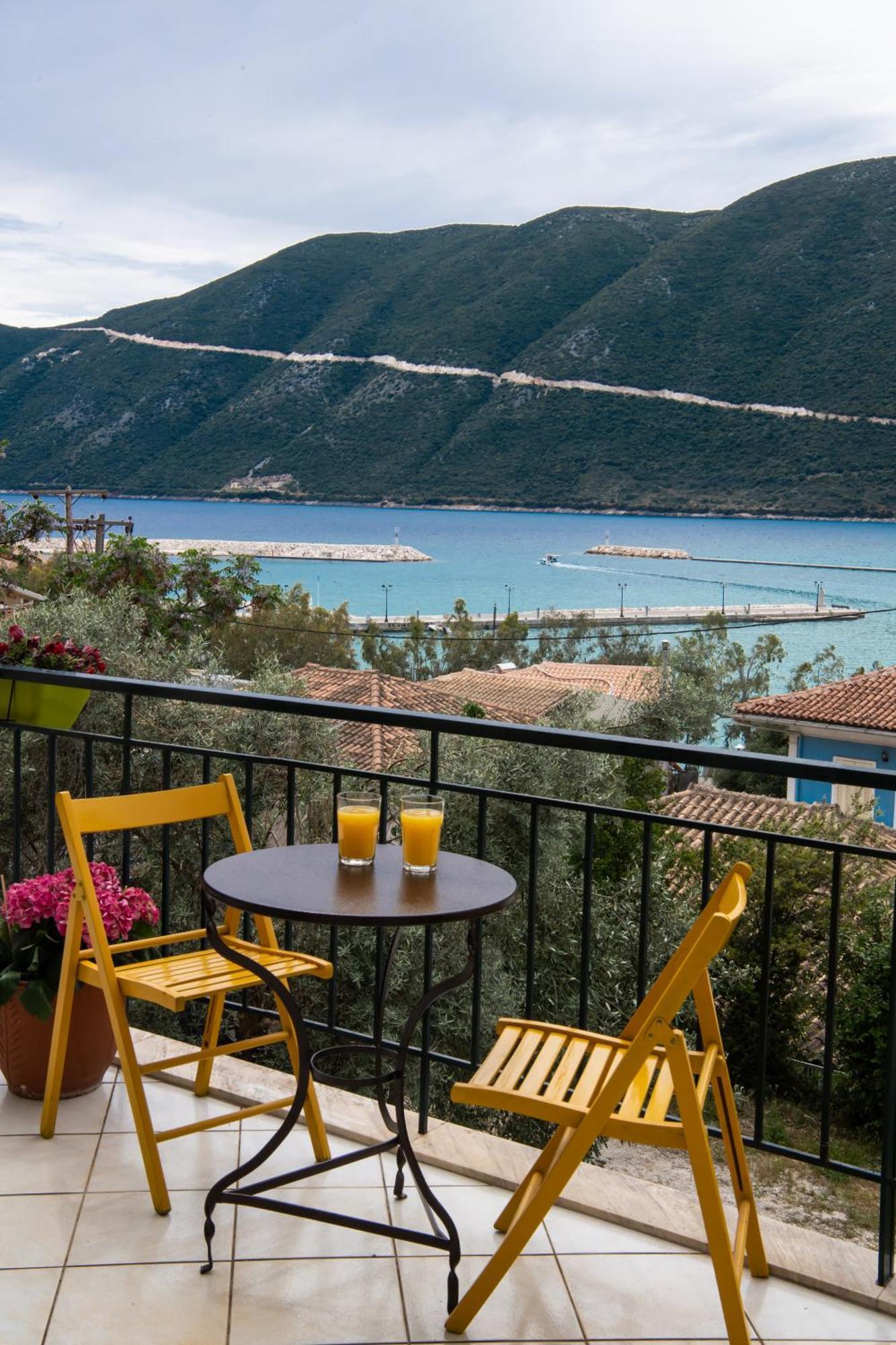 Mediterraneo Studios Vasilikí Extérieur photo